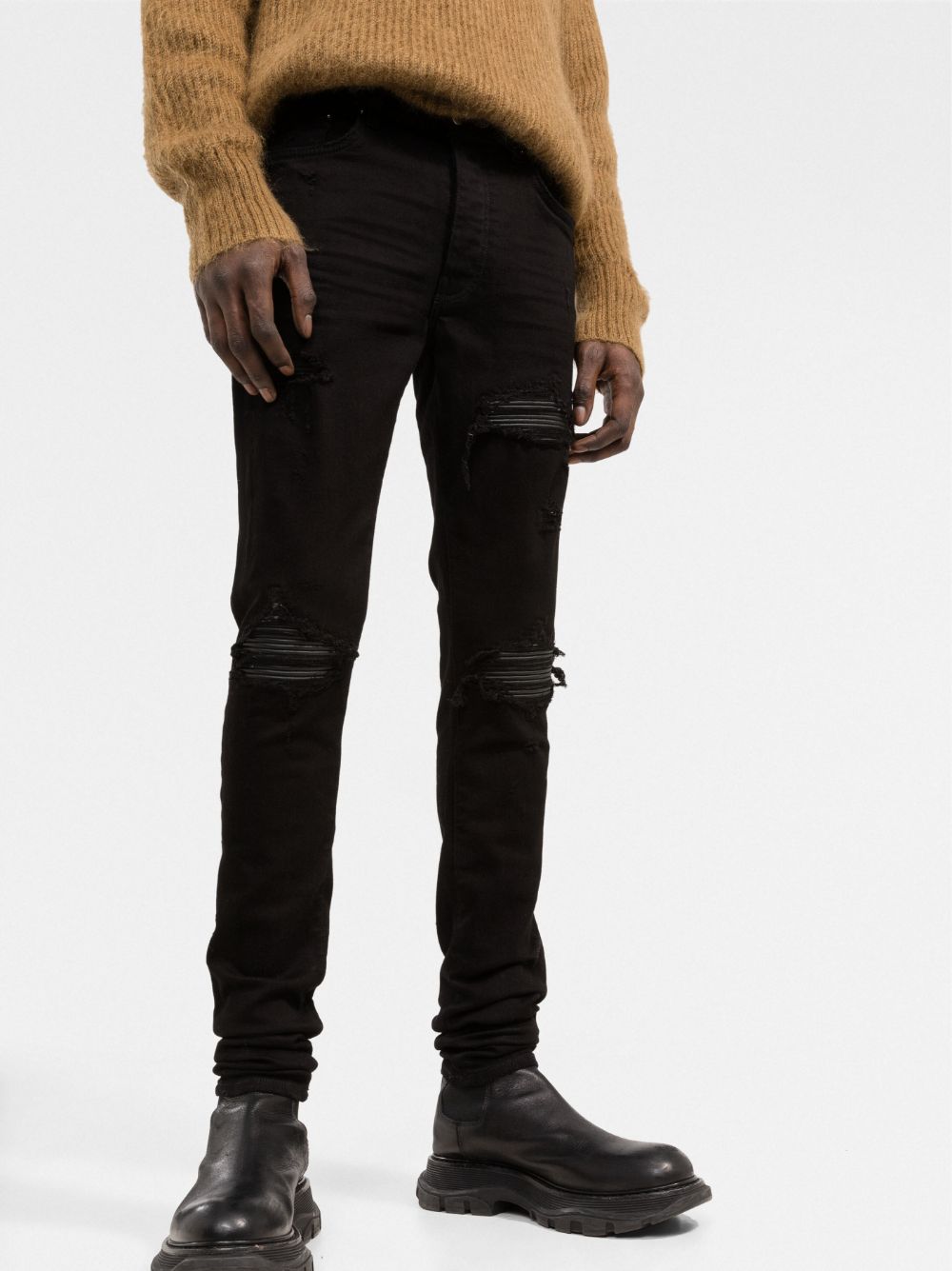 DISTRESSED-FINISH RIPPED SKINNY JEANS