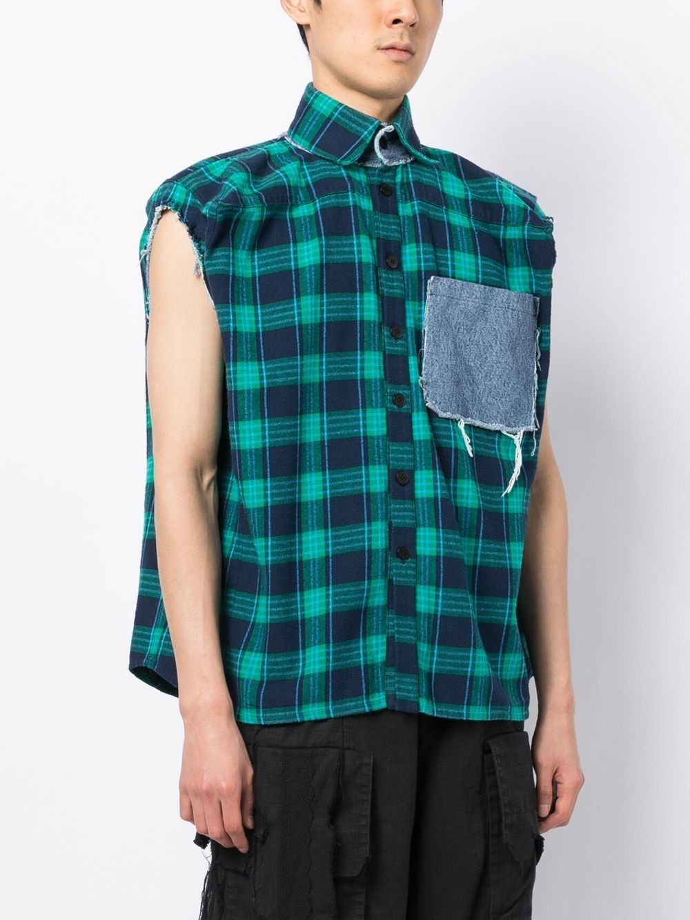 CHECKED SLEEVELESS SHIRT