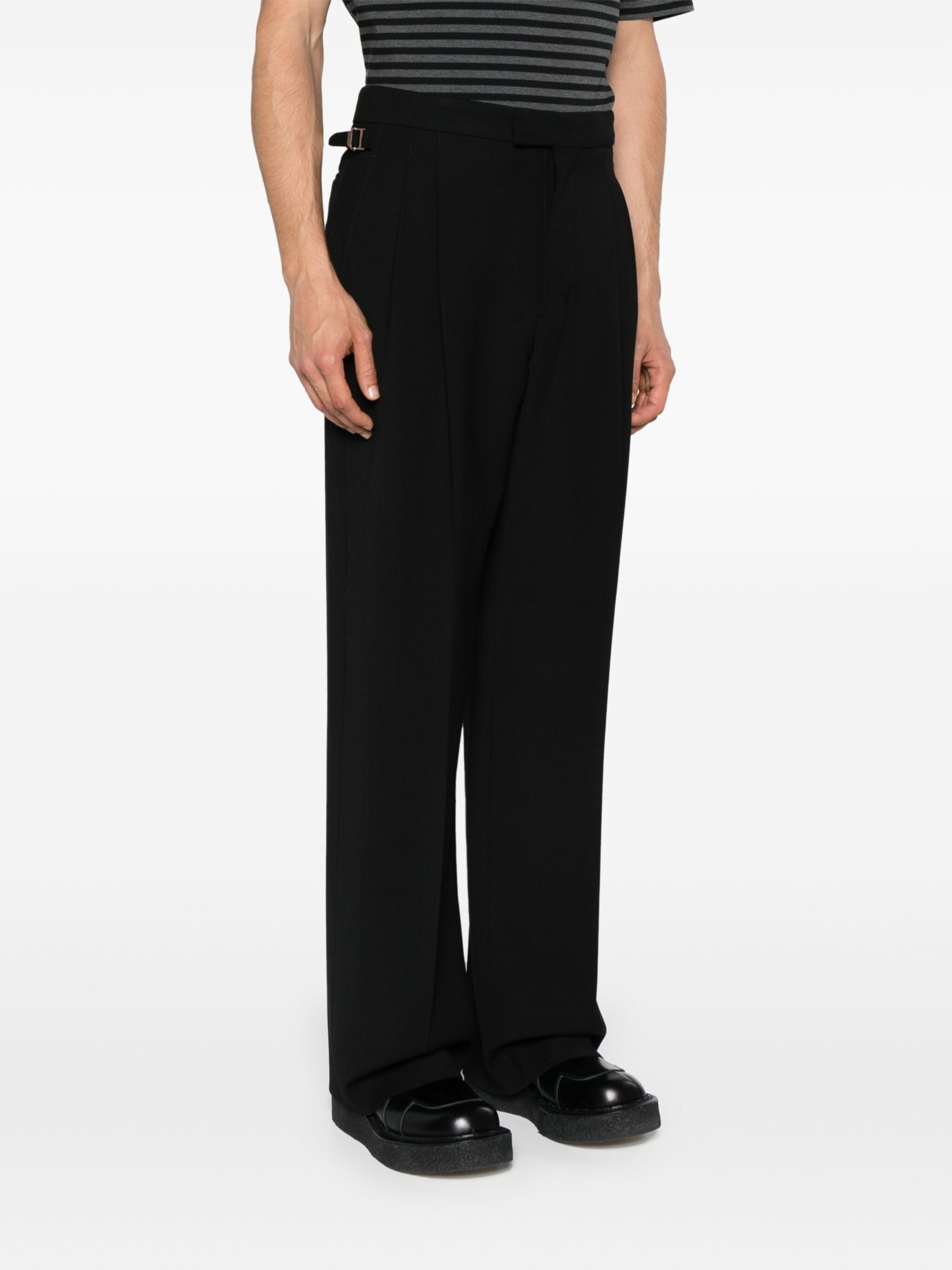 PLEAT DETAILING MID-RISE TAILORED TROUSERS