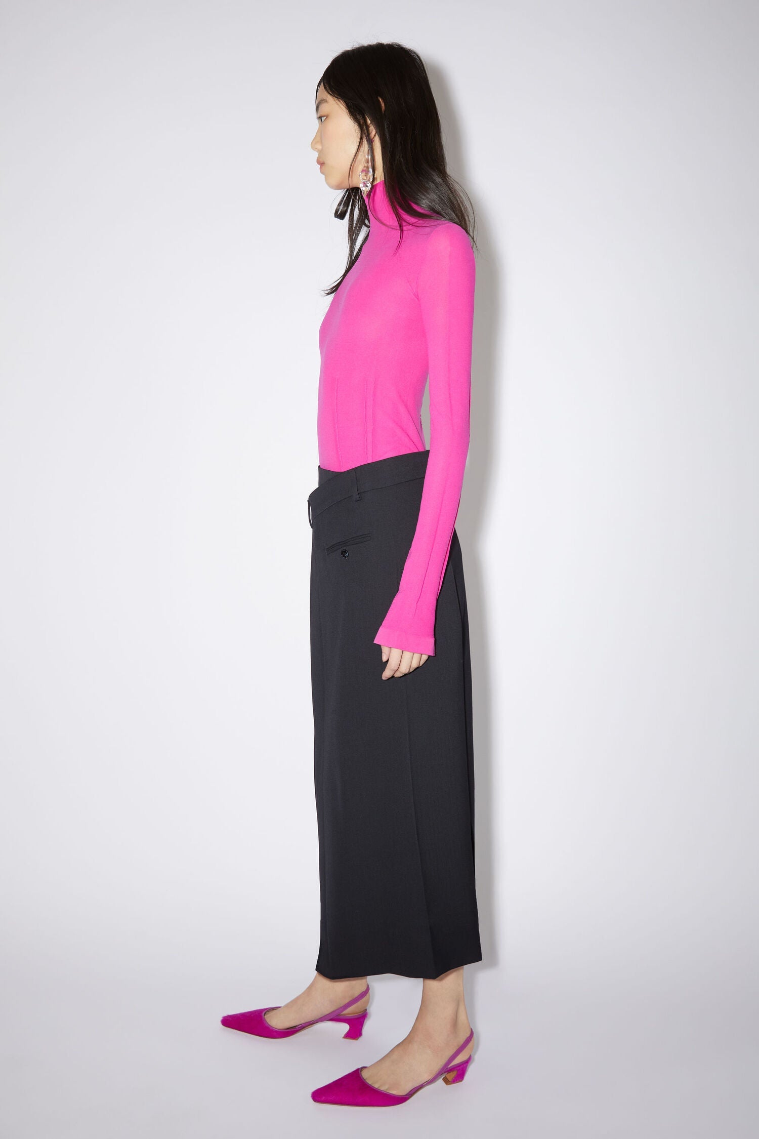 ASYMMERTIC-WAIST LONG SKIRT BLK